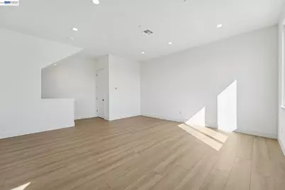 1933 Grand Street, Alameda, CA 94501 - Photo 12