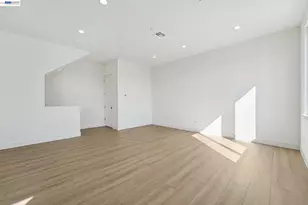 1933 Grand St, Alameda, CA 94501 - Photo 12