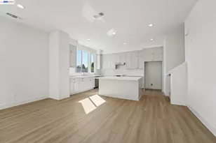 1933 Grand St, Alameda, CA 94501 - Photo 10