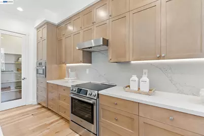 1937 Grand Street, Alameda, CA 94501 - Photo 14