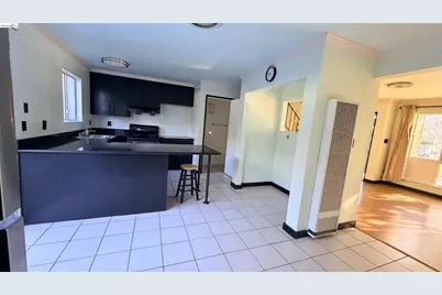206 Park Ln, Richmond, CA 94803 - Photo 8
