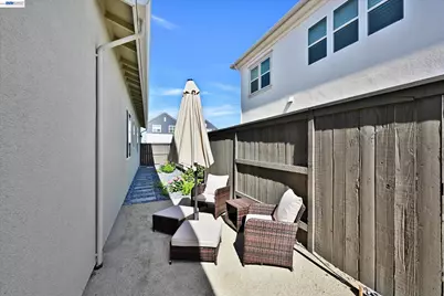 4072 Whitney Vista Ln, Rocklin, CA 95677 - Photo 34