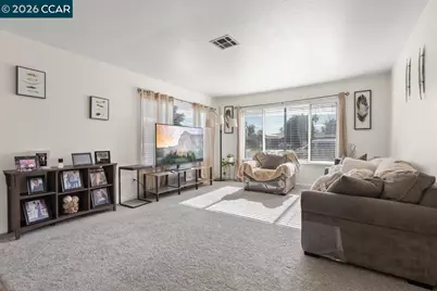 2121 Cody Ct, Stockton, CA 95209 - Photo 2