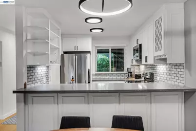 640 Via Casitas, Greenbrae, CA 94904 - Photo 12