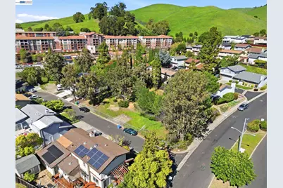 394 Appian Way, Union City, CA 94587 - Photo 12