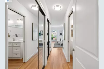 13048 Brookpark Rd, Oakland, CA 94619 - Photo 30