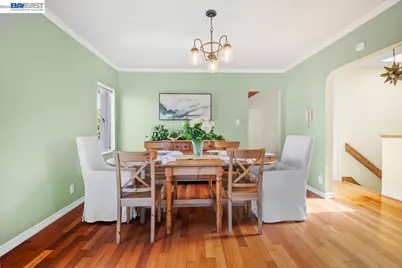 2751 Wallace St, Berkeley, CA 94702 - Photo 8