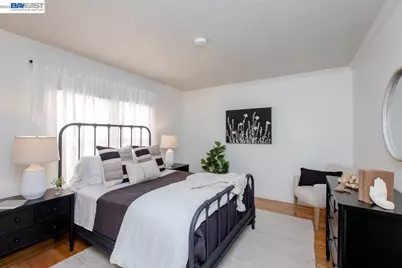 1321 Pearl St, Alameda, CA 94501 - Photo 16