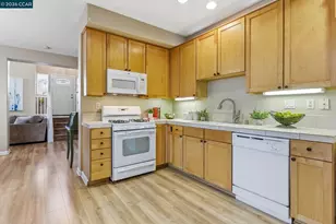 922 Oxford Ln, Brentwood, CA 94513 - Photo 8