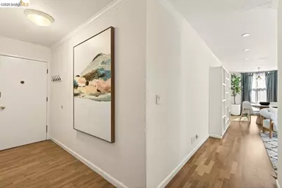 250 Whitmore St #304, Oakland, CA 94611 - Photo 12