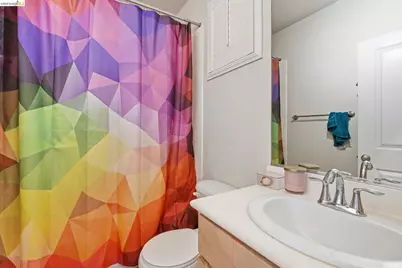 104 Serra Way, San Pablo, CA 94806 - Photo 16