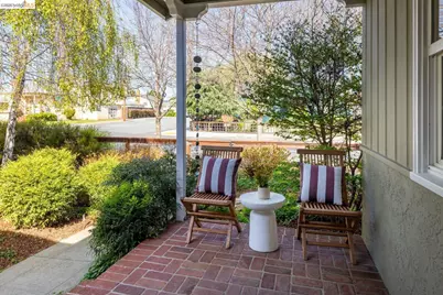 409 Pershing Dr, San Leandro, CA 94577 - Photo 8