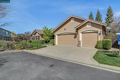 5 Pardi Ln, Clayton, CA 94517 - Photo 4