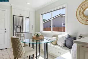 1941 Woodmoor Ct, Concord, CA 94518 - Photo 4
