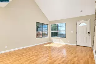 120 Persimmon Dr, Vallejo, CA 94589 - Photo 16