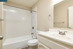 120 Persimmon Dr, Vallejo, CA 94589 - Photo 12