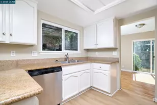 120 Persimmon Dr, Vallejo, CA 94589 - Photo 4