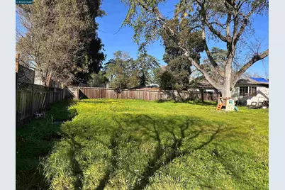 50 Pleasant Valley Dr, Walnut Creek, CA 94597 - Photo 6