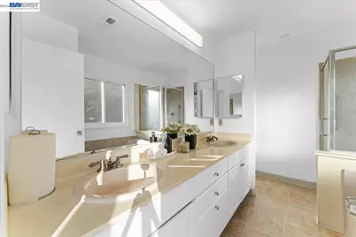 176 Bedford, Hercules, CA 94547 - Photo 38