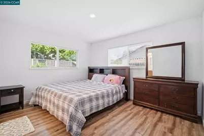 26147 Danforth Ln, Hayward, CA 94545 - Photo 20