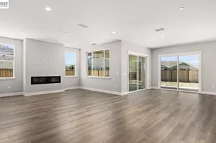 756 Conrad St, Manteca, CA 95336 - Photo 8