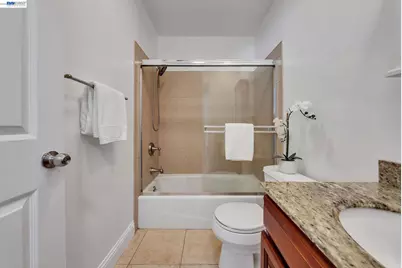 4471 Tulip Ave, Oakland, CA 94619 - Photo 22
