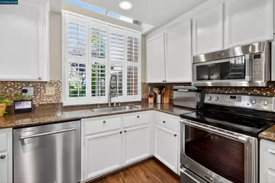 6206 Lakeview Cir, San Ramon, CA 94582 - Photo 22