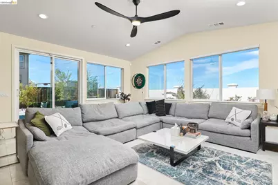 5532 Promontory Way, Antioch, CA 94531 - Photo 10