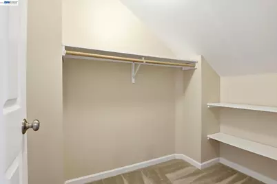 20289 Meadowlark Dr, Castro Valley, CA 94546 - Photo 32