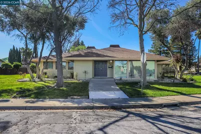 61 Meadowbrook Cir, Pittsburg, CA 94565 - Photo 24