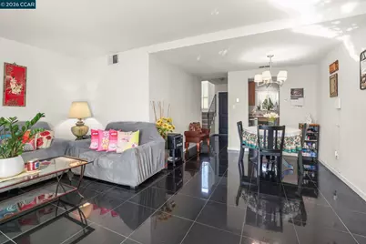 61 Meadowbrook Cir, Pittsburg, CA 94565 - Photo 8