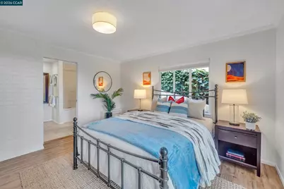 2633 Chelsea Dr, Oakland, CA 94611 - Photo 32