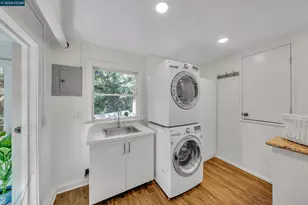 2633 Chelsea Dr, Oakland, CA 94611 - Photo 44