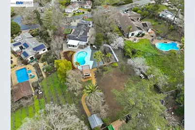 209 Gerry Ct, Walnut Creek, CA 94596 - Photo 58