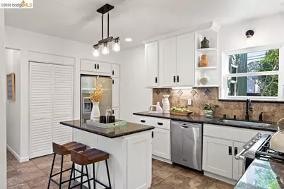 496 Kenilworth Ave, San Leandro, CA 94577 - Photo 8