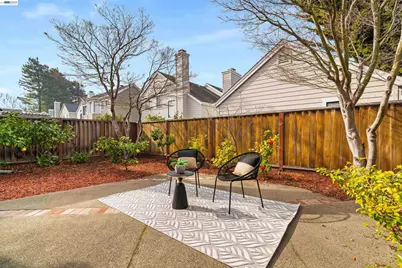 35 Leonard Ct, Alameda, CA 94502 - Photo 20