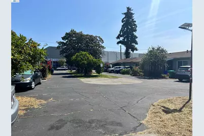 21335 Hathaway Ave, Hayward, CA 94541 - Photo 18