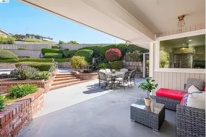 18522 Madison Ave, Castro Valley, CA 94546 - Photo 32