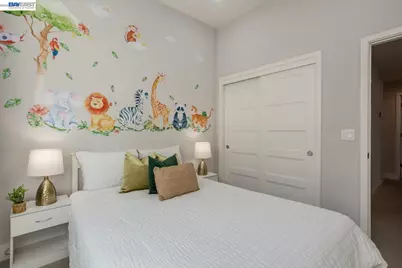 415 Santo Domingo Terrace, Sunnyvale, CA 94085 - Photo 22