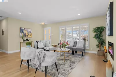 24839 Townsend Ave, Hayward, CA 94544 - Photo 10