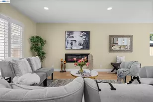 24839 Townsend Ave, Hayward, CA 94544 - Photo 8