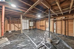 661 Brookwood Pl, Oakland, CA 94610 - Photo 38