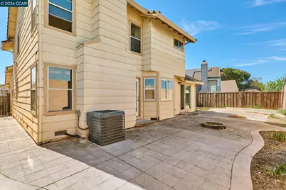 2169 Rain Drop Cir, Pittsburg, CA 94565 - Photo 30