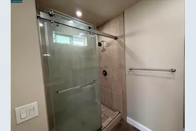 965 Arlington Ave, Oakland, CA 94608 - Photo 6