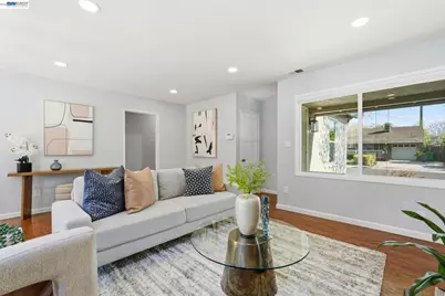 15965 Via Granada, San Lorenzo, CA 94580 - Photo 12