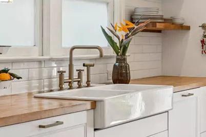 6004 Orchard Ave, Richmond, CA 94804 - Photo 18