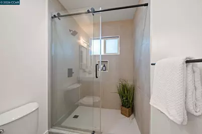 3959 Chestnut Ave, Concord, CA 94519 - Photo 24