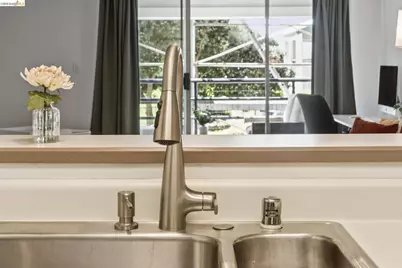 1203 Melville Sq #216, Richmond, CA 94804 - Photo 10