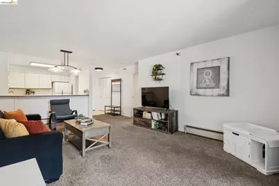 1203 Melville Sq #216, Richmond, CA 94804 - Photo 8