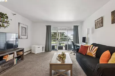 1203 Melville Sq #216, Richmond, CA 94804 - Photo 6